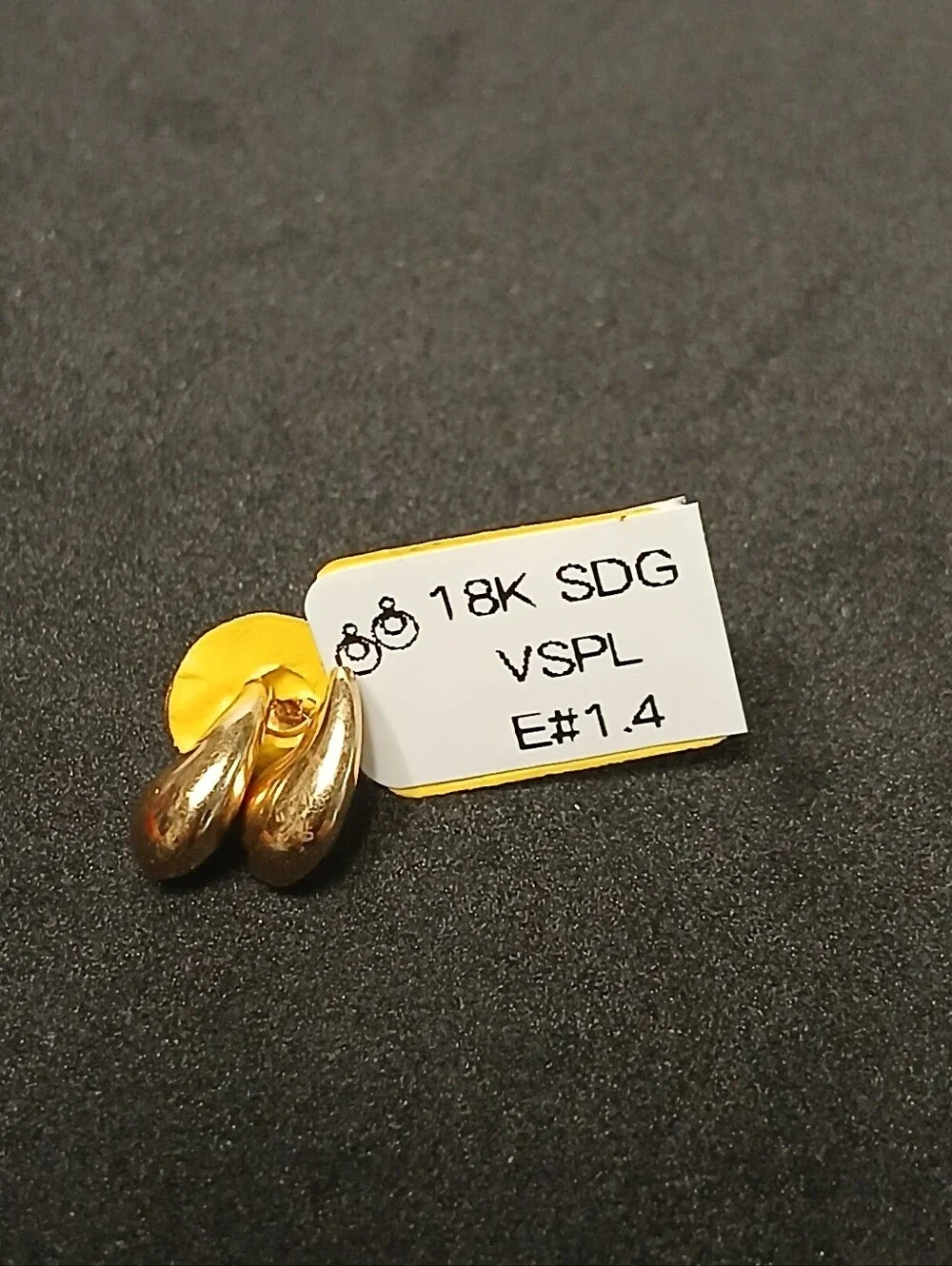 18K Saudi Gold  Earring